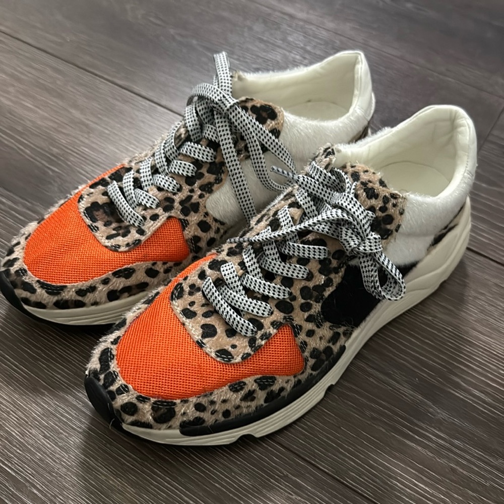 Trendy Leopard print sneakers Vici 7.5